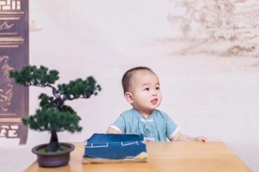 宝鸡宝宝喊肚子疼怎么回事